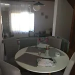 With Wifi Zavalatica, Korcula - 9145 דירה זבלטיצה